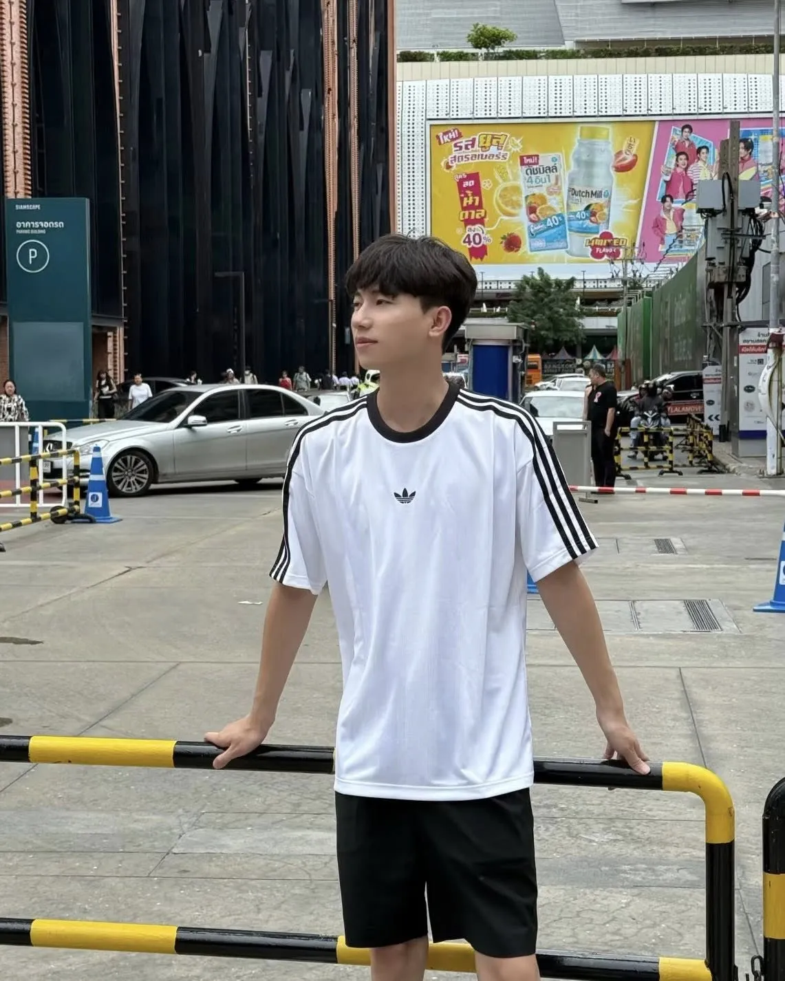 Áo adidas Jacquard Jersey White JW5877
