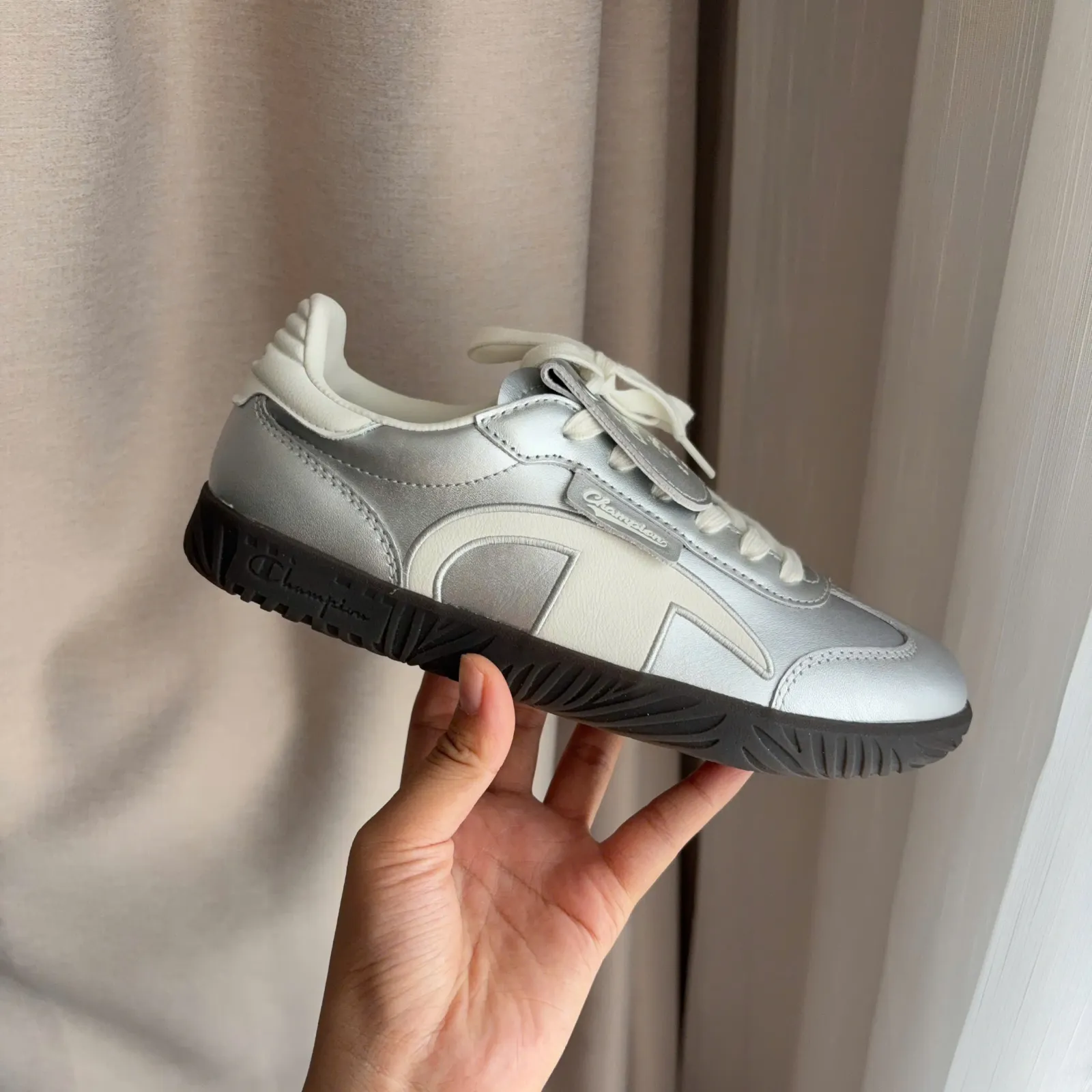 Champion Champ Essentials T Trainer 'metallic silver' (U4CFCTW14B1)
