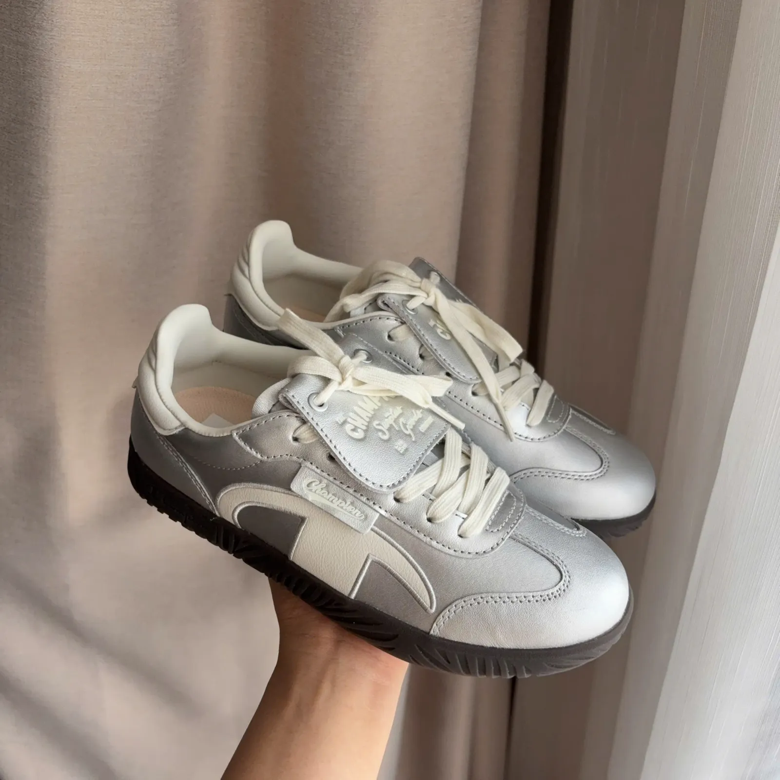 Champion Champ Essentials T Trainer 'metallic silver' (U4CFCTW14B1)