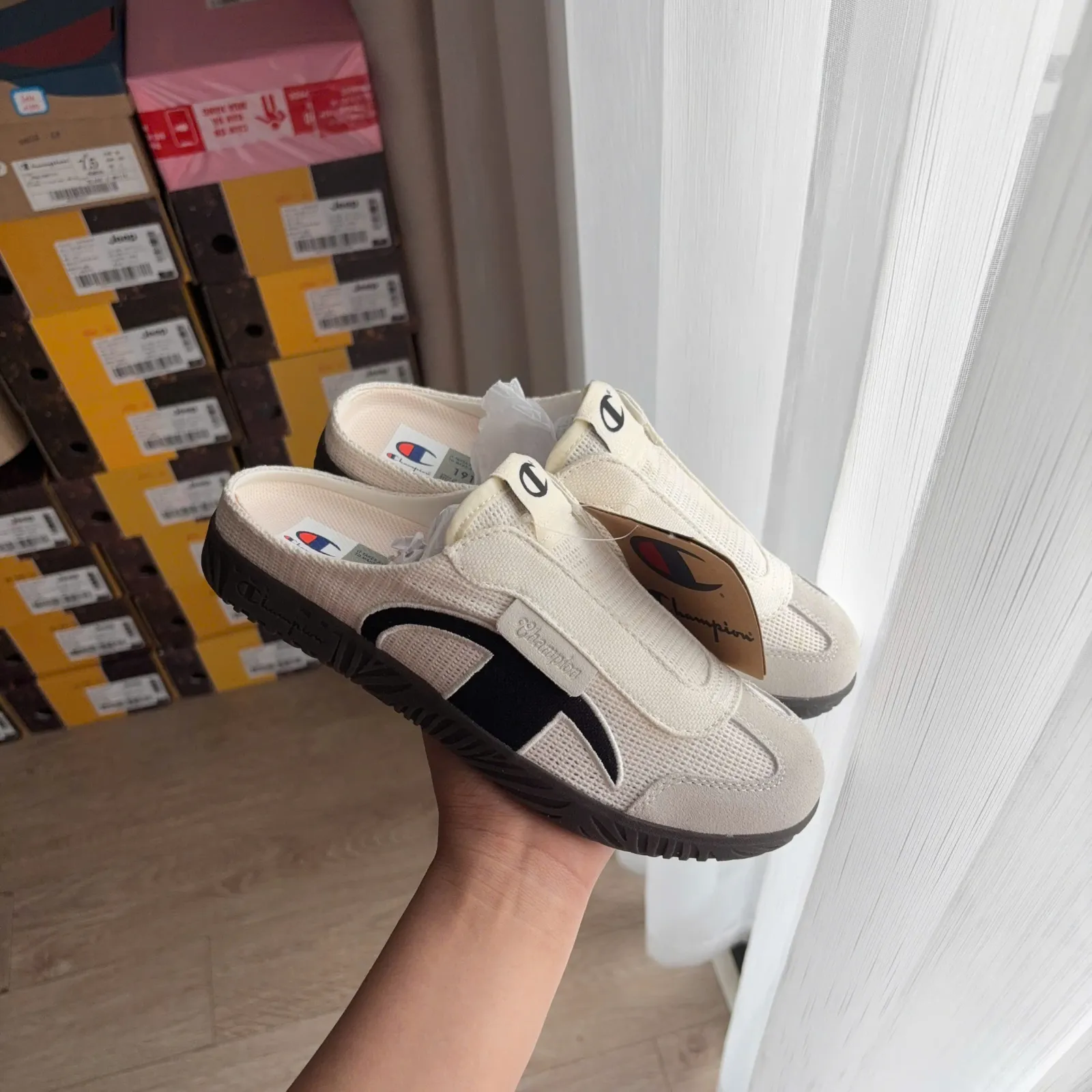 Champion Mule T-Trainer White Black (U5BFASW01U3)