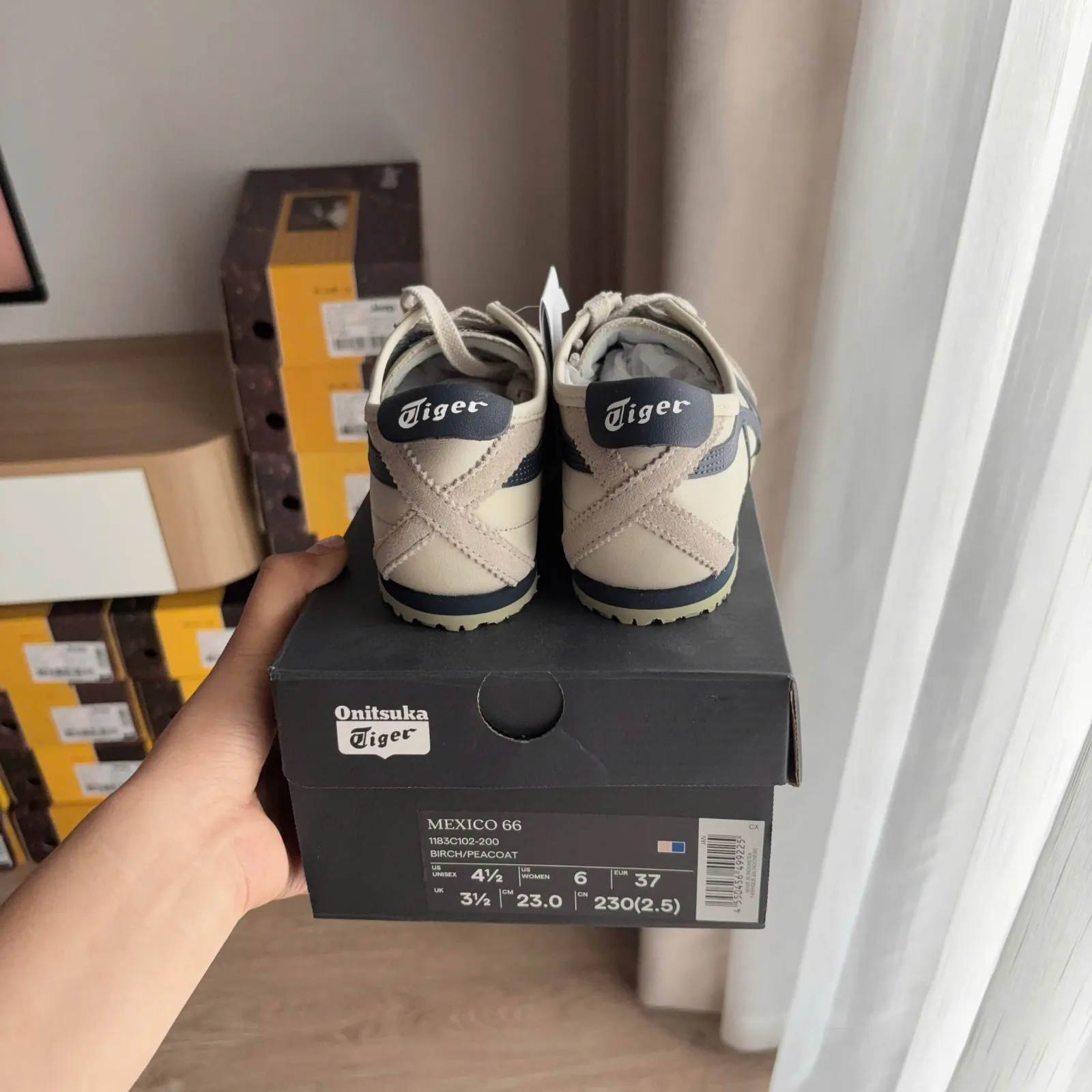Onitsuka Tiger MEXICO 66 BIRCH PEACOAT (1183C102-200)