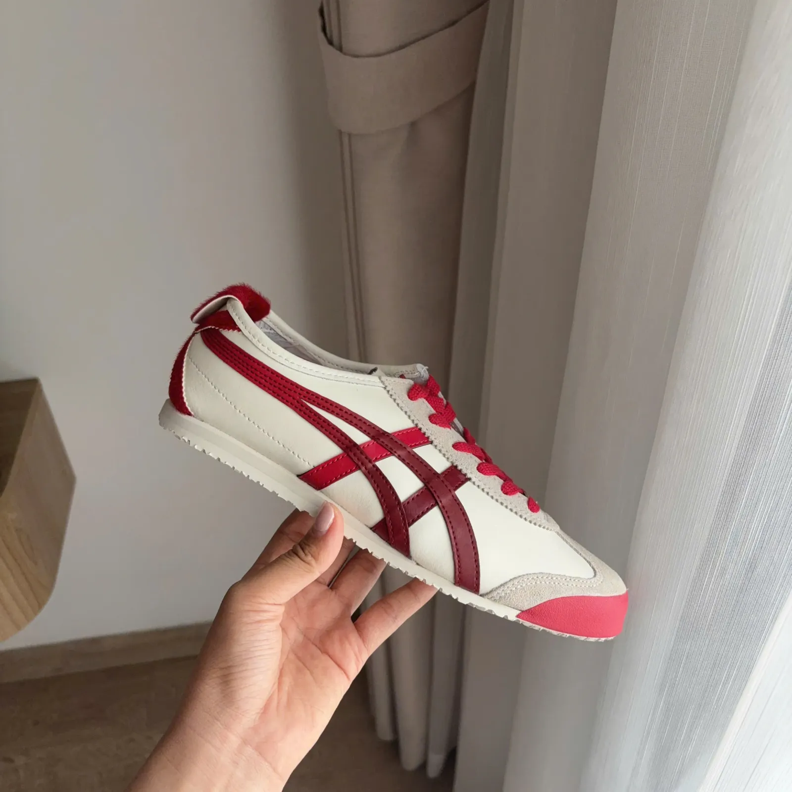 Onitsuka Tiger Mexico 66 New Year 2026 (183C600-100)