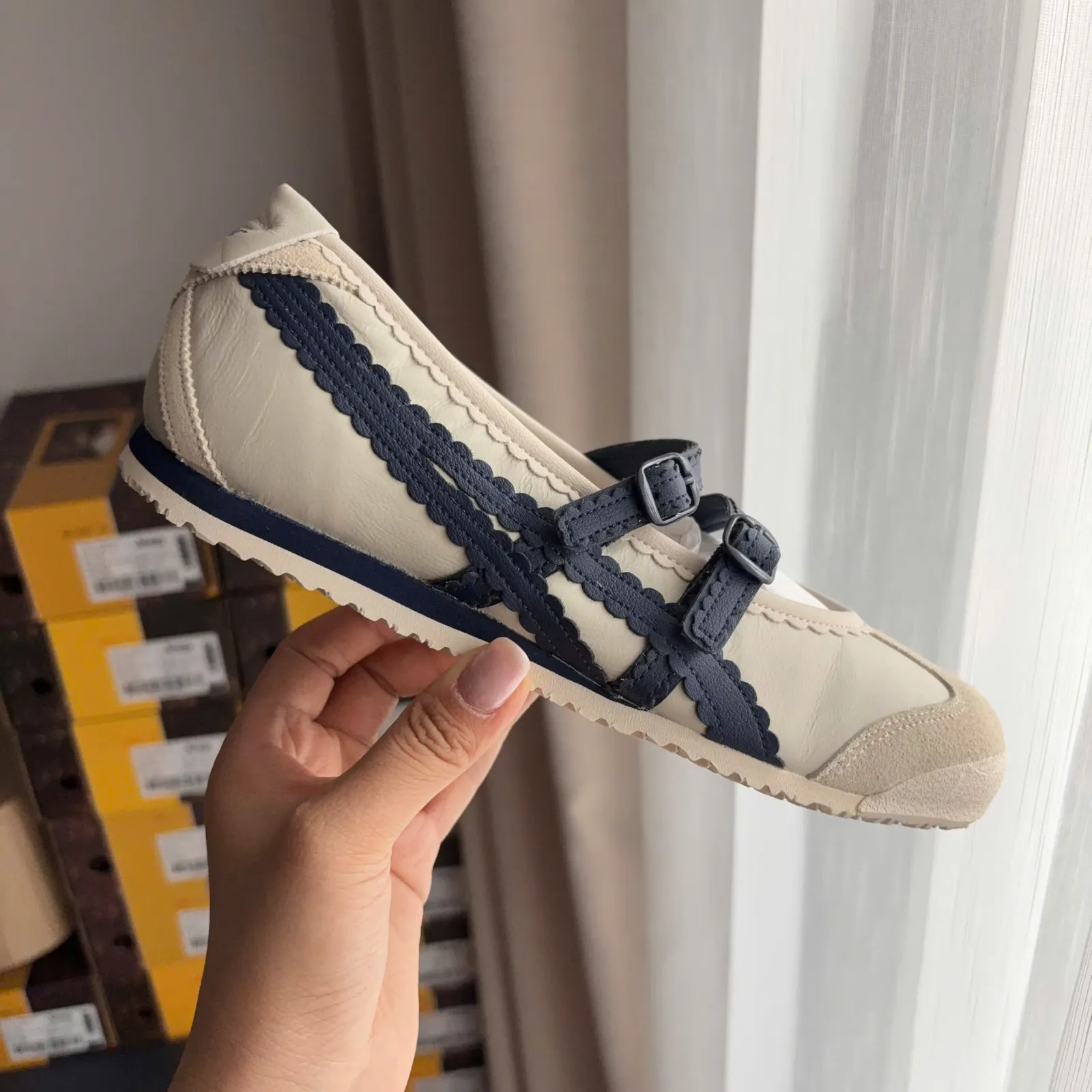 Onitsuka Tiger Mexico 66 TGRS Birch Peacoat 1182A678-200