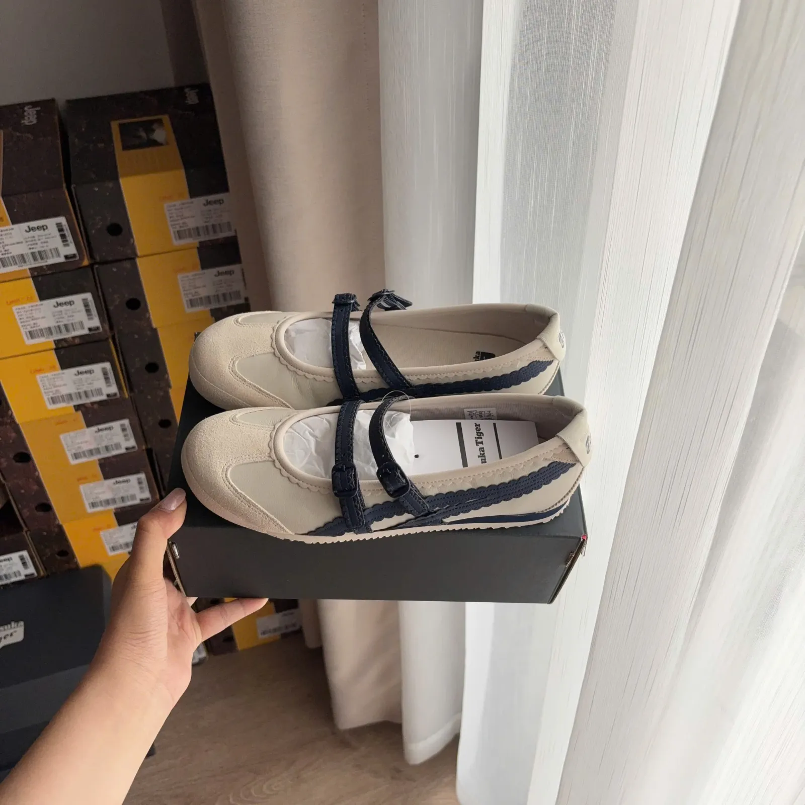 Onitsuka Tiger Mexico 66 TGRS Birch Peacoat 1182A678-200