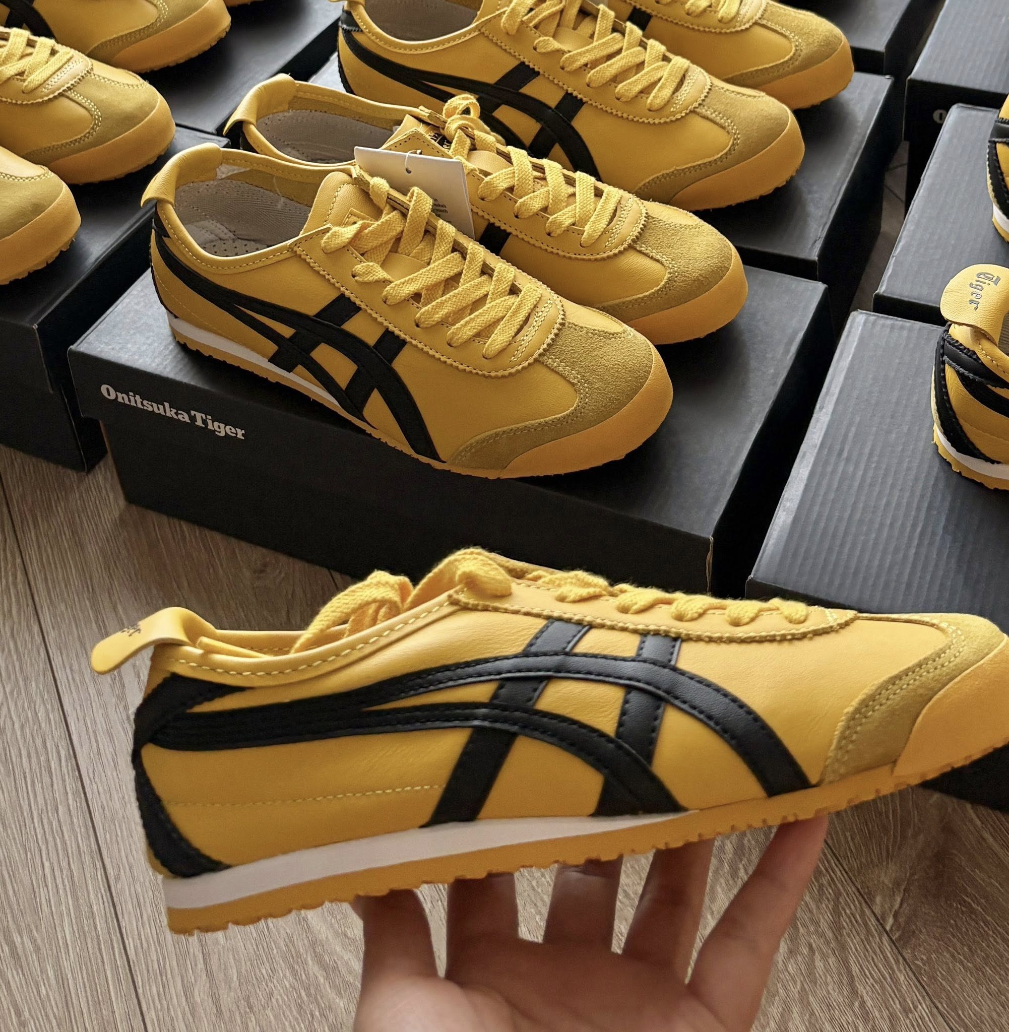 Onitsuka Tiger Mexico 66 Yellow Black  (1183C102-751)