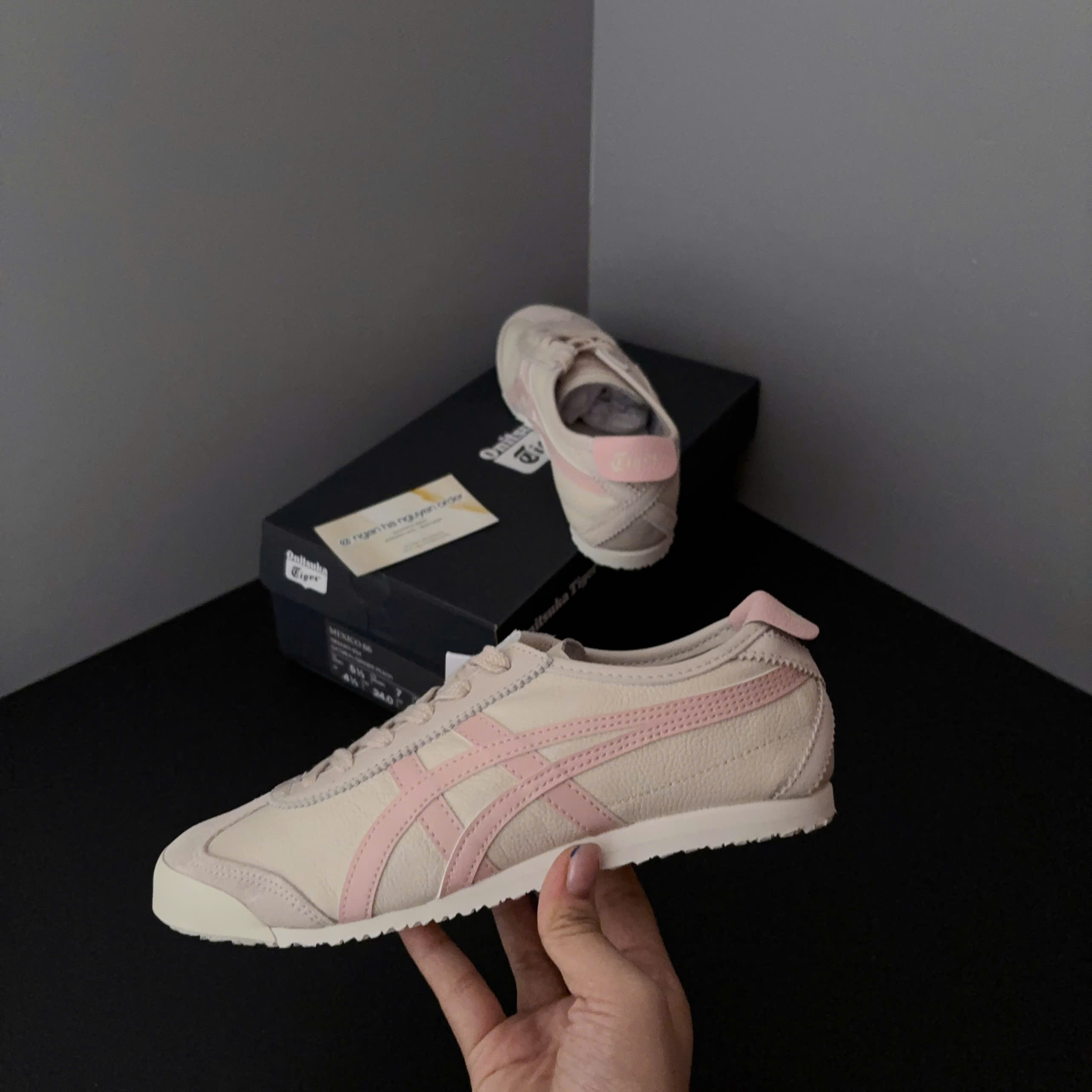 Onitsuka Tiger Mexico 66 "Ginger Peach" (1183A201-254)