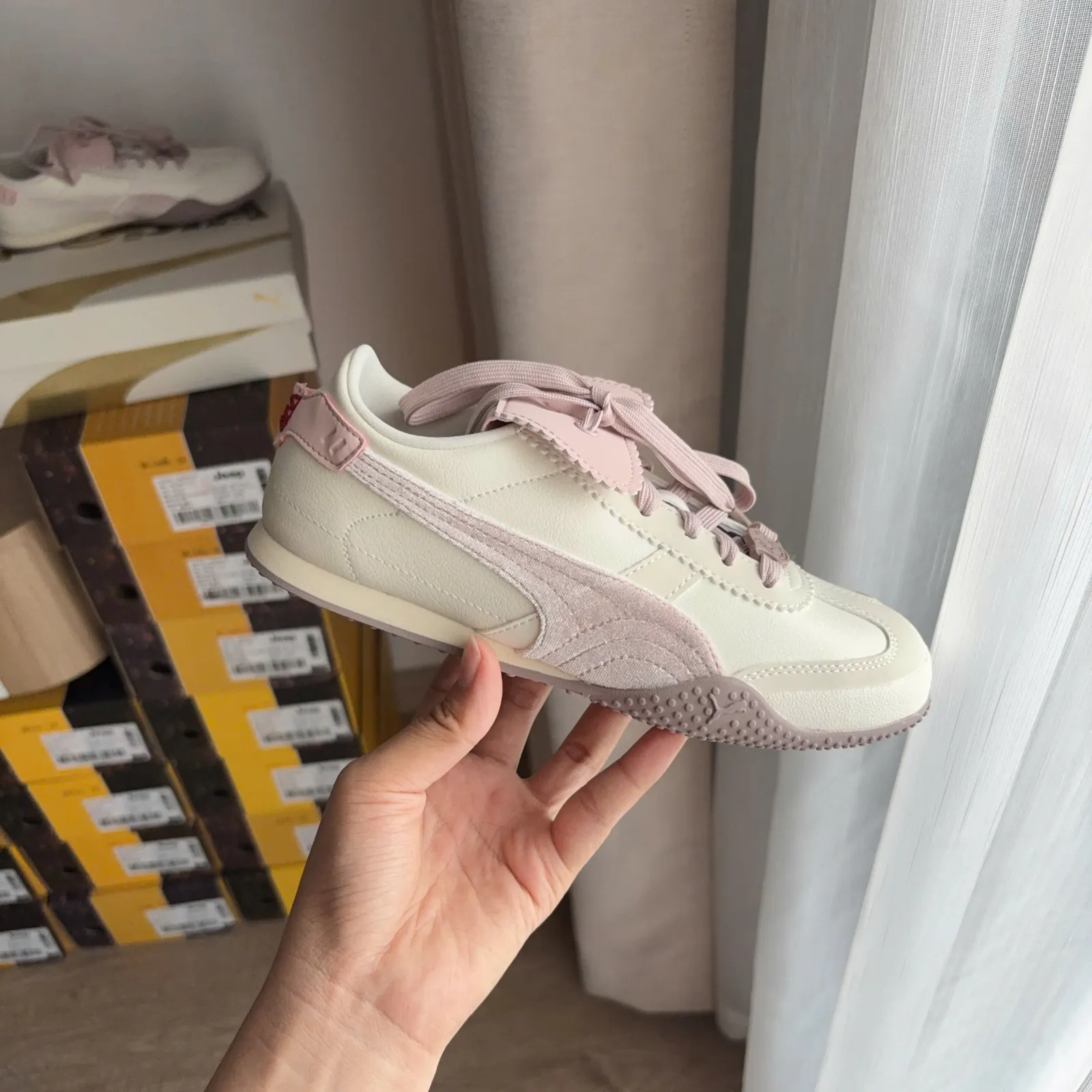 Puma Bella UT Year of Horse Mist-Rose Latte (406665-01)