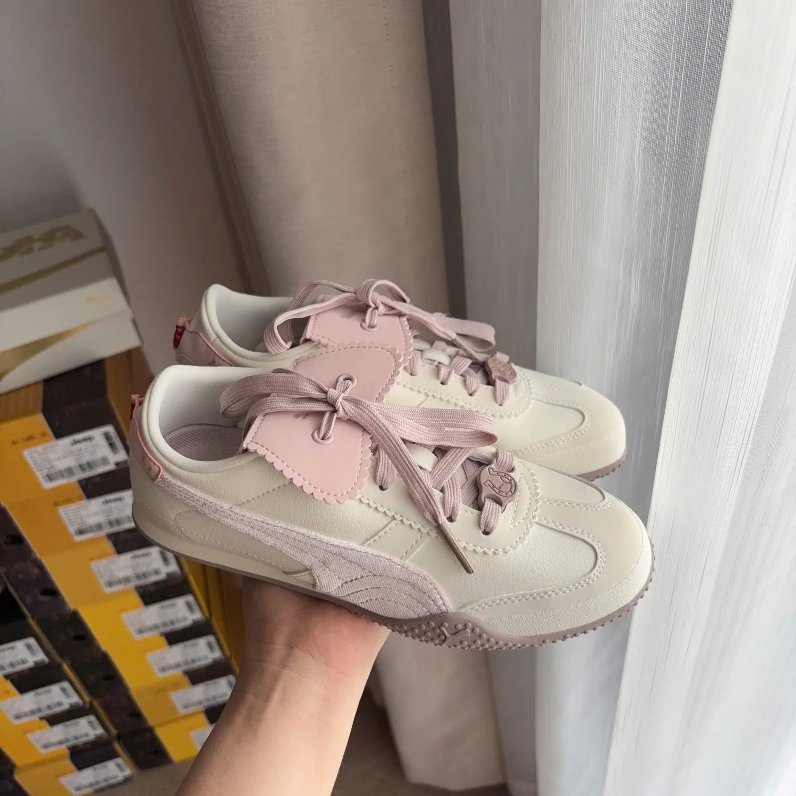Puma Bella UT Year of Horse Mist-Rose Latte (406665-01)