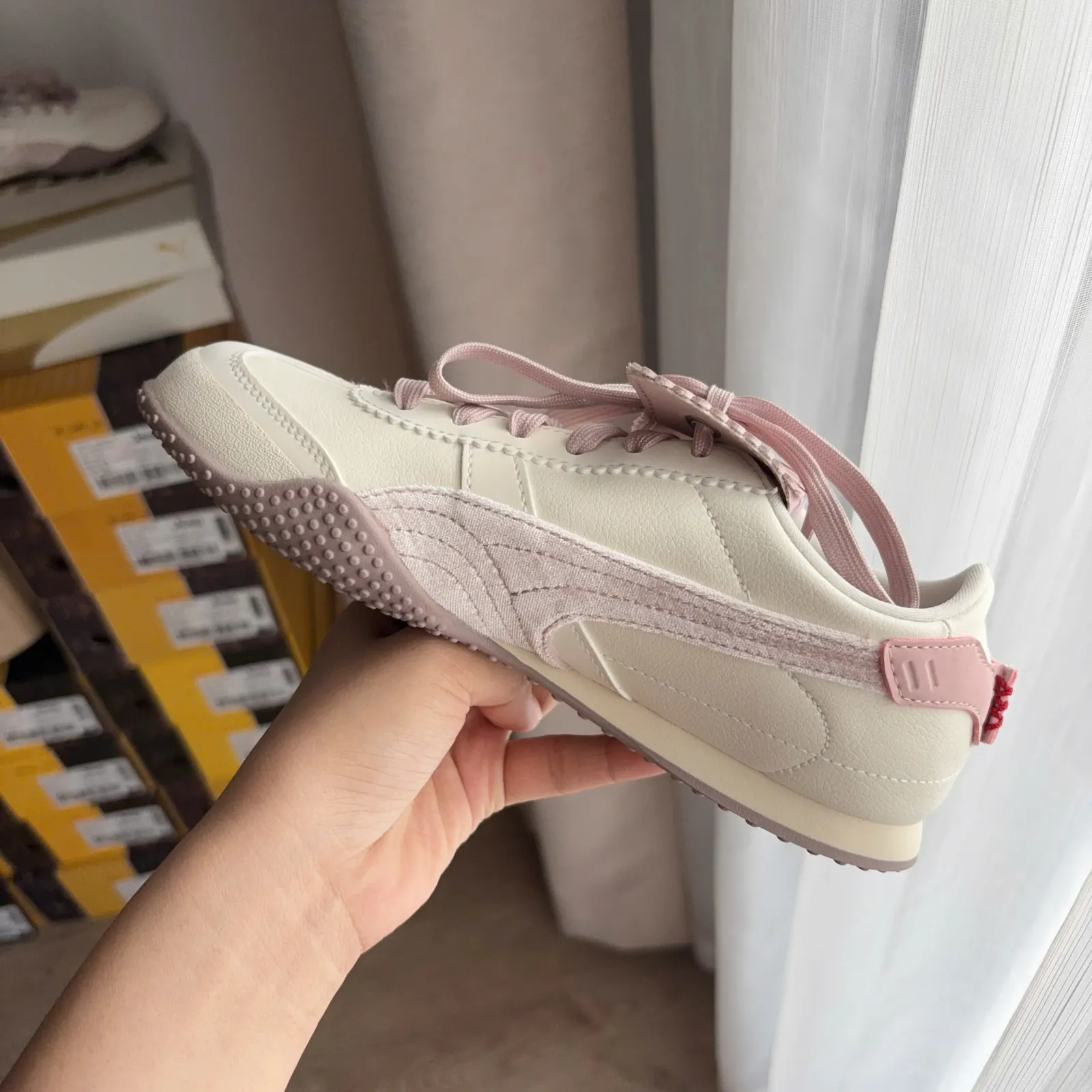 Puma Bella UT Year of Horse Mist-Rose Latte (406665-01)