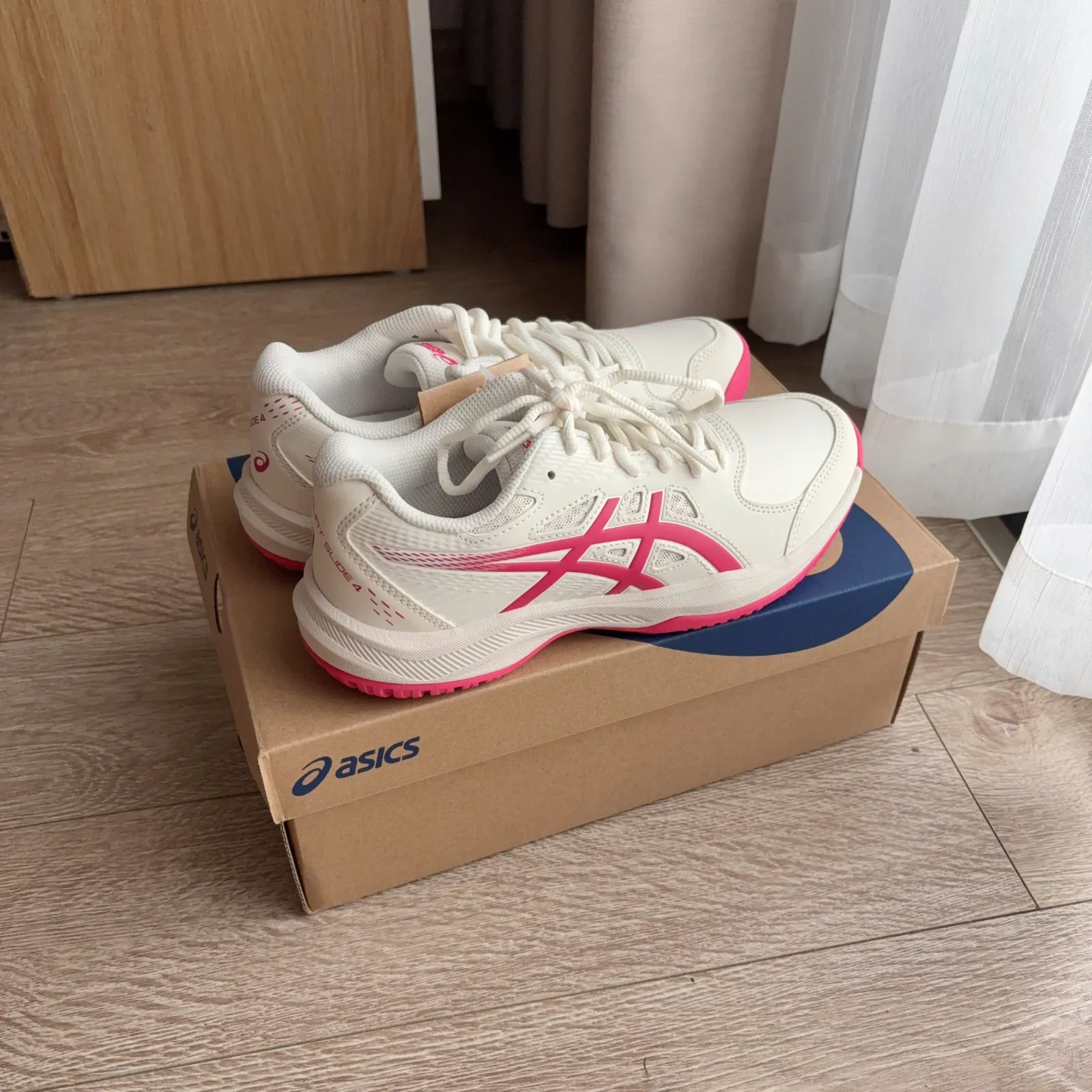 Tennis Asics Court Slide 4 - Cream Bright Rose (1042A283-101)