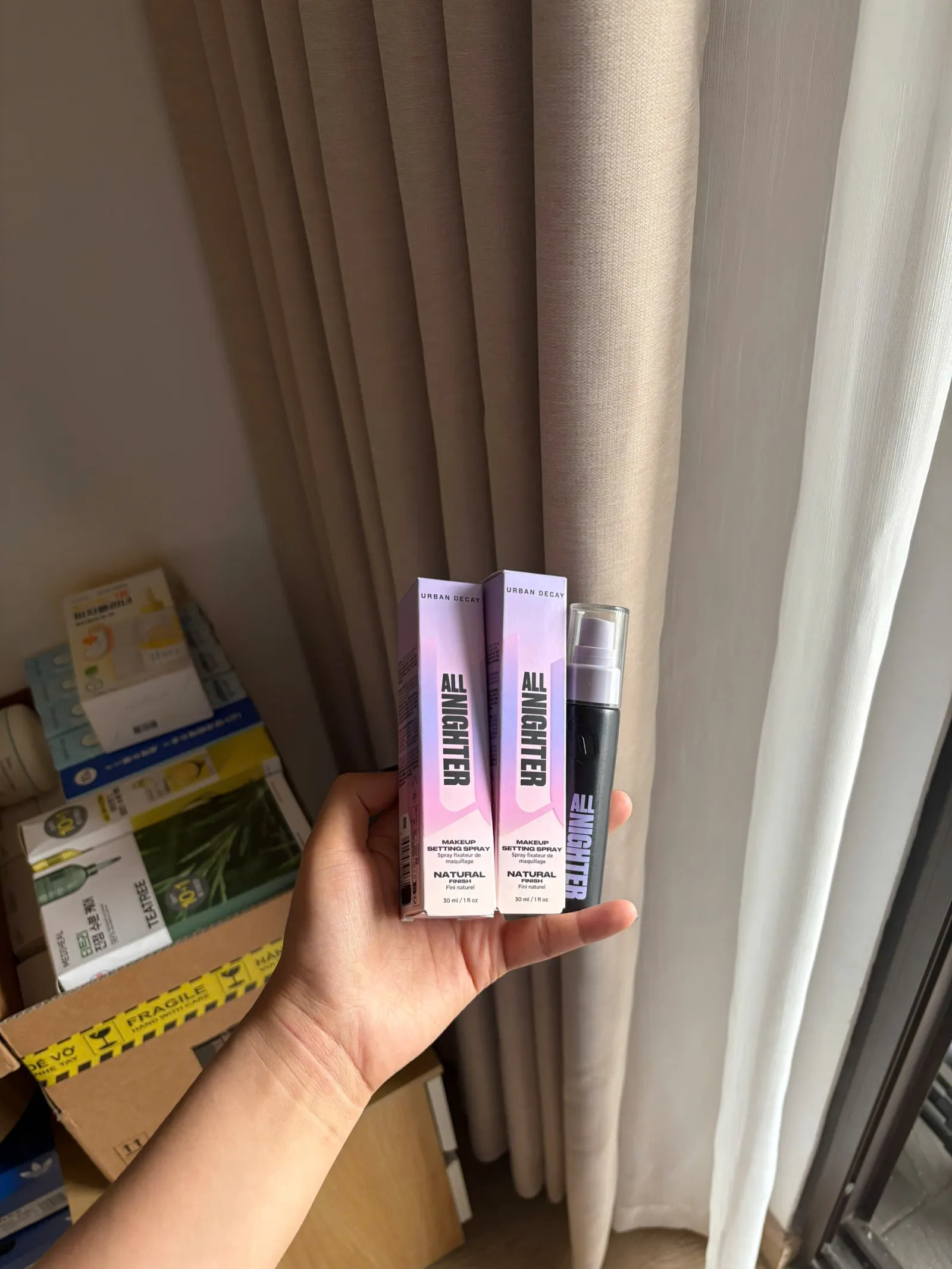 Xịt khoá nền Urban Decay 30ml